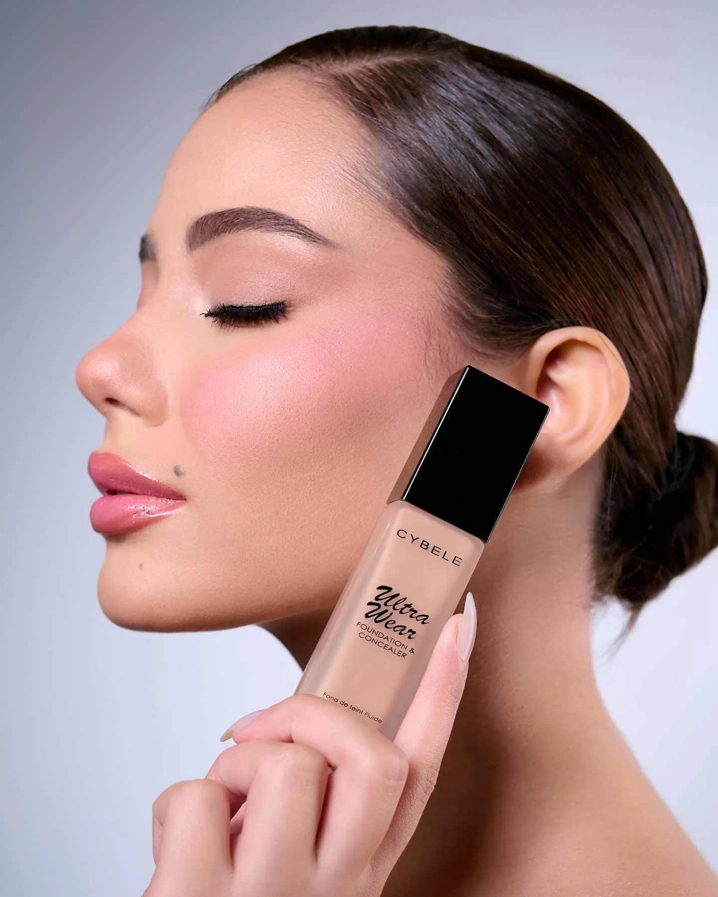 CYBELE ULTRA WEAR FOUNDATION & CONCEALER 04 SOFT BEIGE