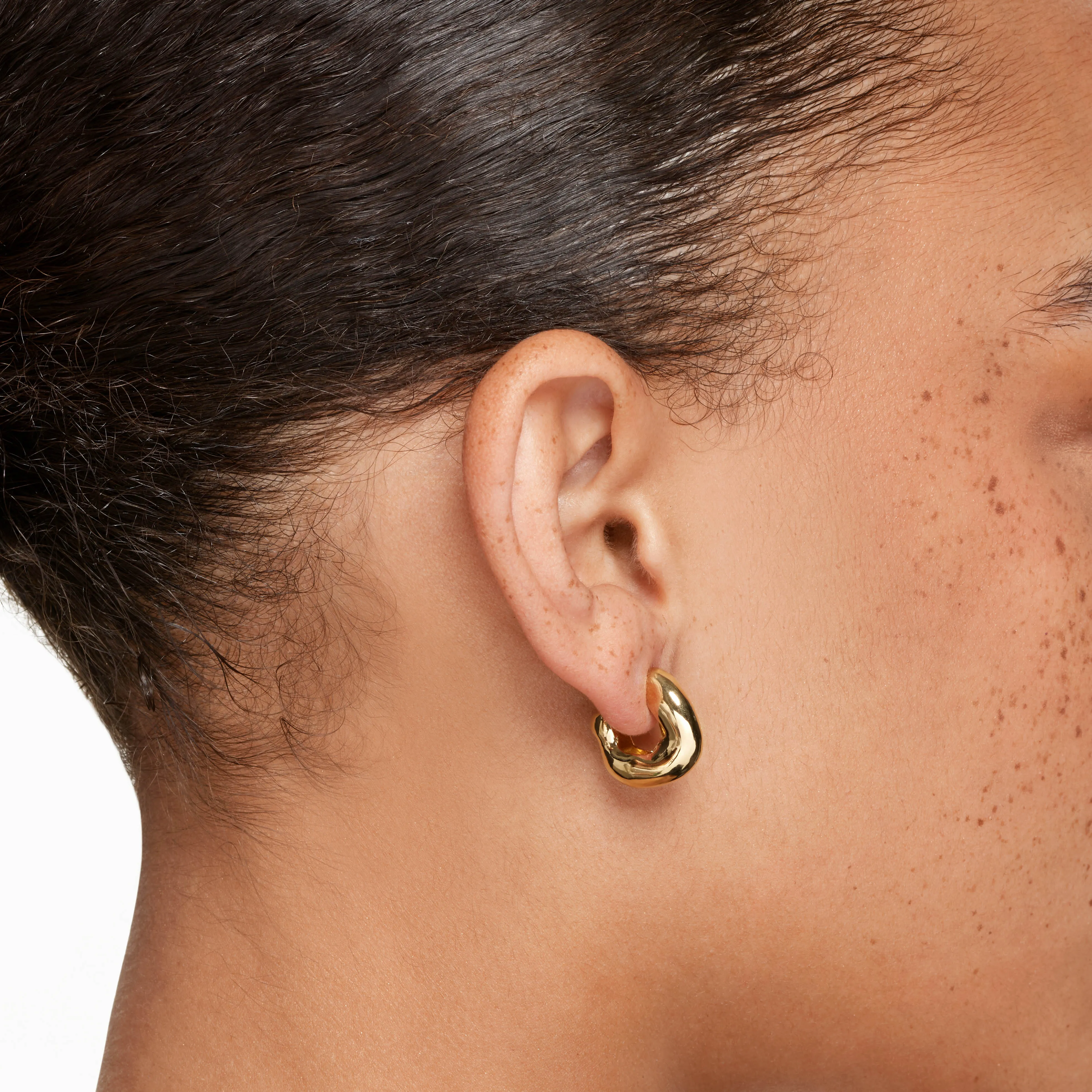 Organic Curve Hoops in Gold
