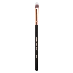 Under the Covers Flat Concealer Brush